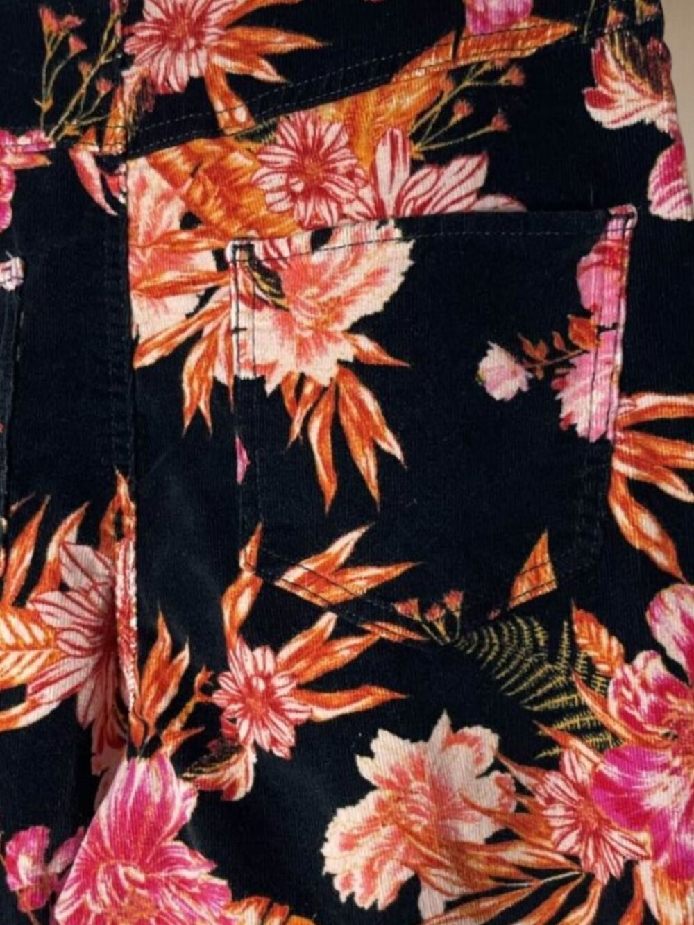 2/$20 SALE No Boundaries Y2K Floral Corduroy Flare Pants High Rise Tropical M - Picture 5 of 10